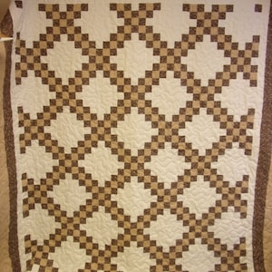 Quilt, Handmade Brown Double Irish Chain Quilt 90&quot; x 92&quot;