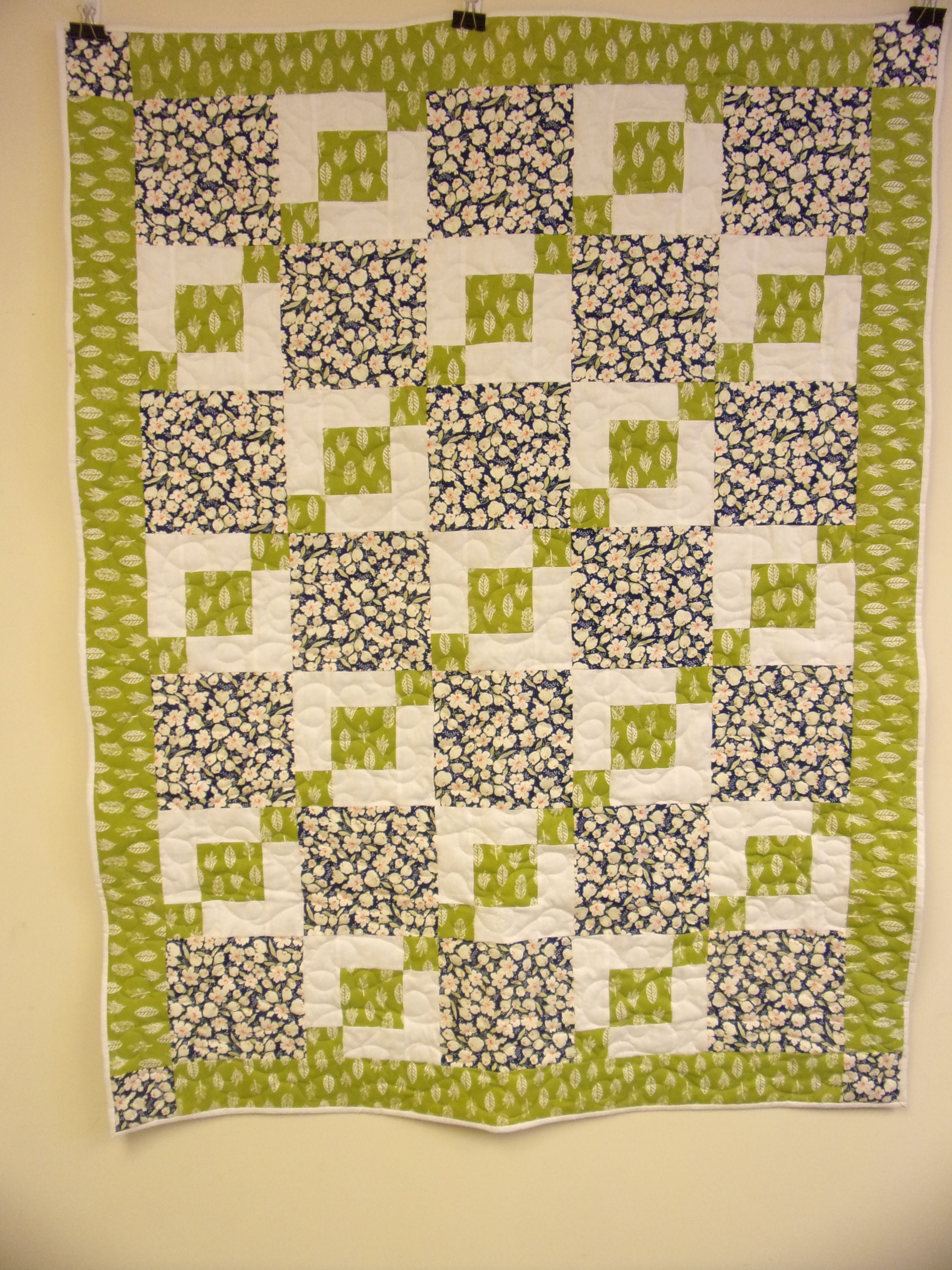 キルト、ブルーフローラルとグリーンリーフスクエアブロックキルト、45