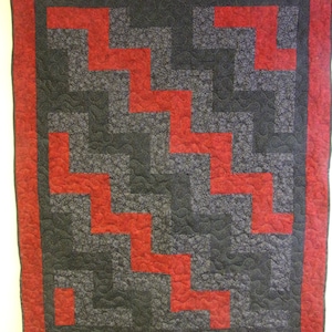 Quilt, Handmade Red and Black Zig Zag Lightning Lap Quilt, 50&quot; x 63&quot;