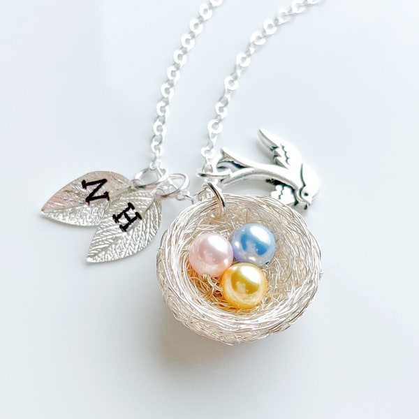 Large Egg Bird Nest Necklace, Mother's Day Gift for New Step Mom, Easter Gift for Mom, Mama Bird Baby Bird Pendant,  Mothers Necklace 4 Kids