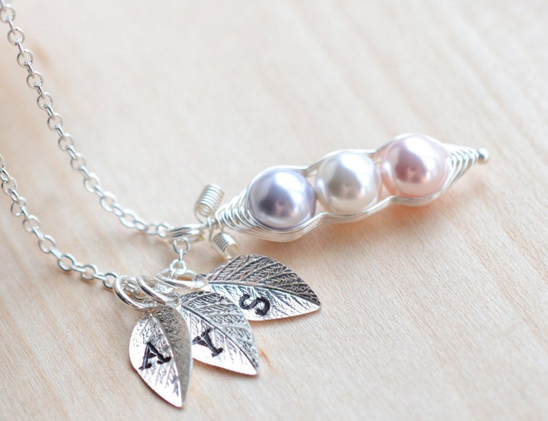 Personalized Peas in a Pod Necklace Mom Birthday Gift Best image 1