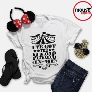 Dumbo Magic In Me Disney Shirt / Disney Dumbo Magic Shirt / Dumbo Disney Unisex T-shirt / Dumbo Unisex Tee / Magic in Me tee Wit