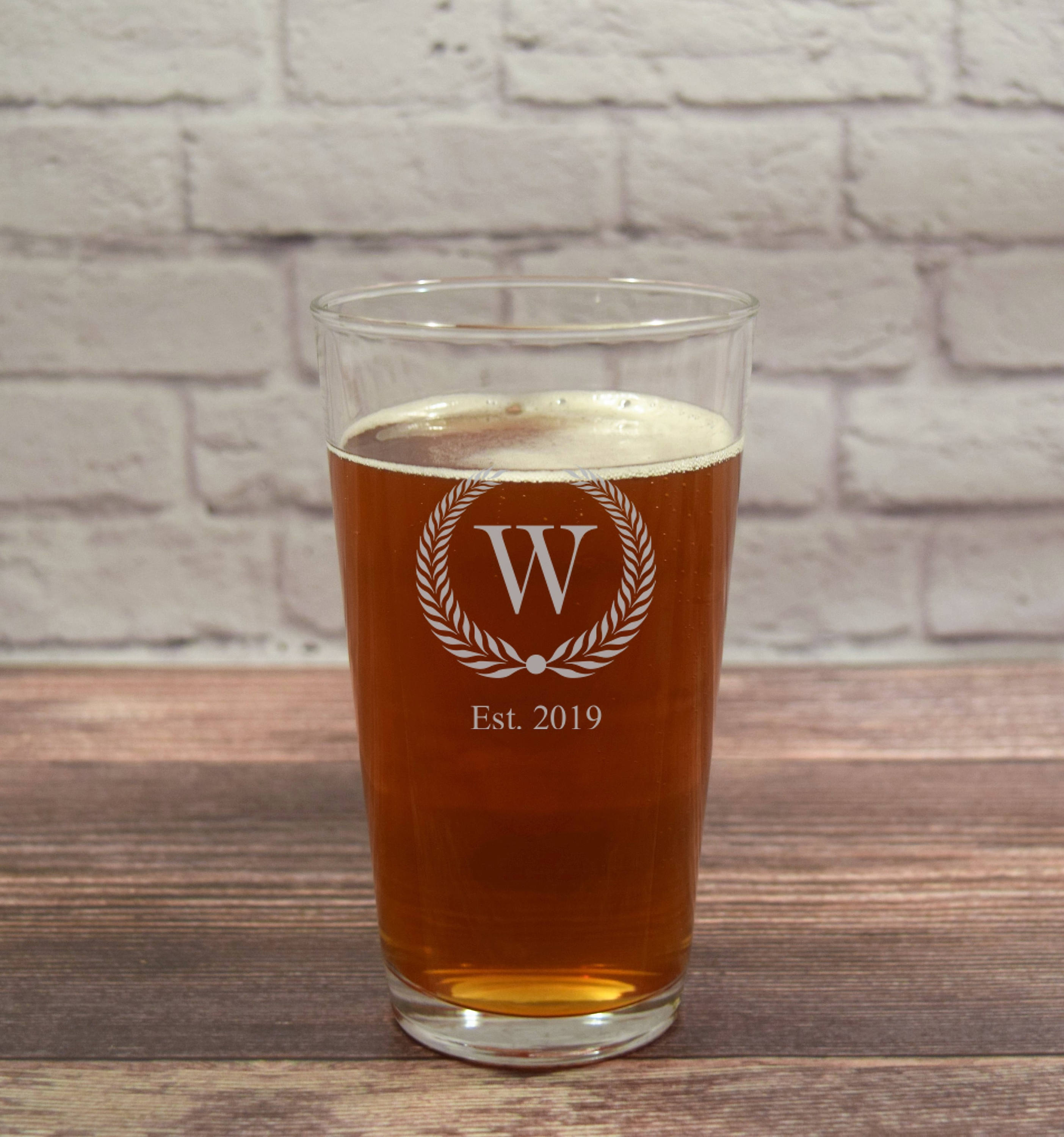 Etched Pint Glasses Etched Beer Glass Wreath Beer Glass Etsy