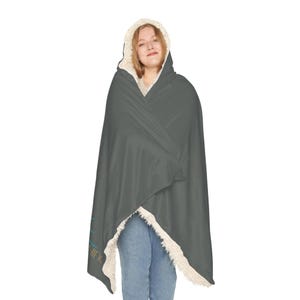 Wearable Hooded Snuggle Blanket: Soft Plush Polyester Throw - 80&quot; x 55&quot;