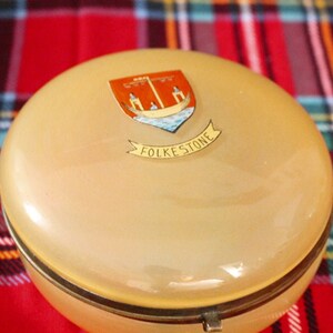 Antique Hinged Round Trinket Box ~ Beautiful Translucent Yellow Glass ~ FOLKESTONE ENGLAND   Boat Red Shield Style Crest Ribbon Motif