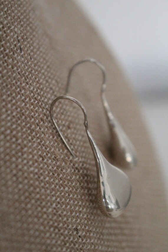 Iconic Teardrop Sterling Earrings ~ Beautiful Hig… - image 4