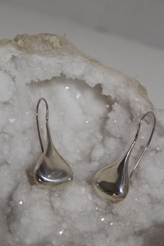 Iconic Teardrop Sterling Earrings ~ Beautiful Hig… - image 9