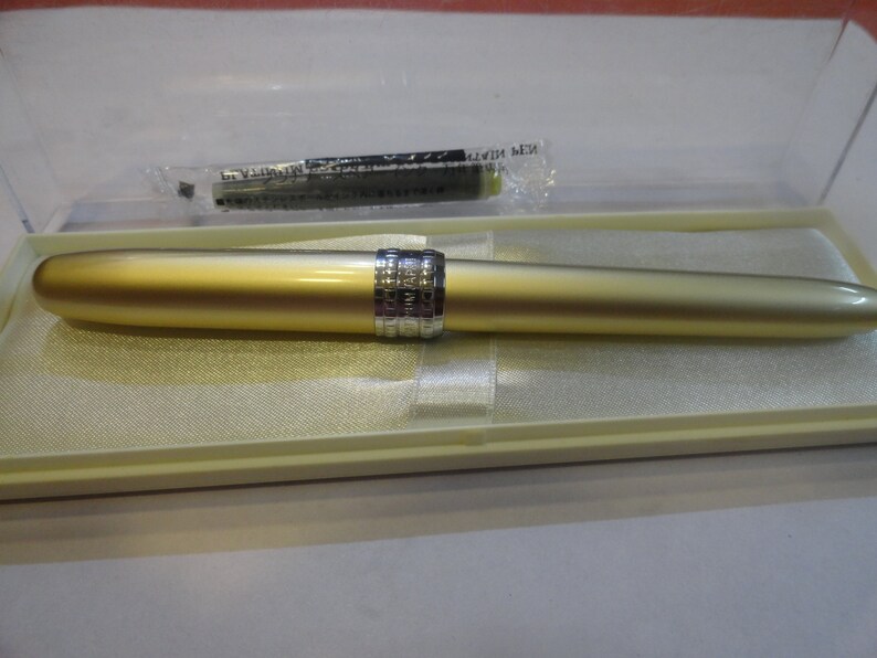 Platinum Plaisir Fountain Pen Japan