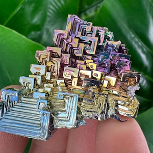 Rainbow Bismuth Cluster,Bismuth Specimen,Bismuth Crystal,Lab Grown Stone,Home Decor, Colourful Crystal,Pieces Bismuth,Bismuth Colourful.N2