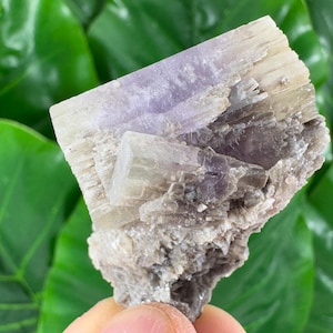 Amazing Aragonite from Spain,Aragonite crystal,cluster,natural,mineral,specimen,Purple Aragonite,Spanish Aragonite,Mineralcollection,