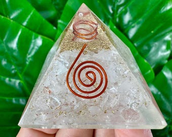 Orgonite Pyramid (5x5cm) Quartz,Handmade Spiral Copper Orgone,Tourmaline,Pyramid,chakra,EMF Protection,Home Decor,Meditation,