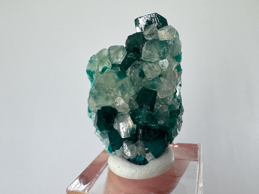 Mini Dioptase with Calcite from Sanda Hills,Mindouli,Pool Department,Mindouli District,Congo,green Dioptase,Dioptase Crystal,N5