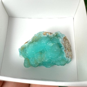 Very nice Hemimorphite from Congo,Mineral Hemimorphite,Crystal Hemimorphite,Bue Hemimorphite,collection,Collector,Home Decor,