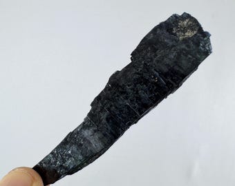 Minerał Vivianite: Brazylia, Nieprzezroczysty Vivianite, Okaz, Kolekcje, Kolekcjonerzy, Zielony kryształ, Duży Vivianite, Wystrój wnętrz,