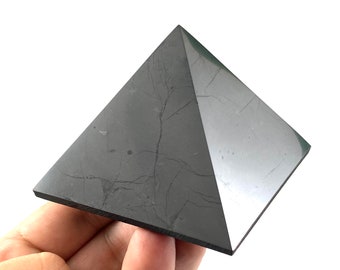 Piramide di shungite da 7 cm, piramide di shungite lucidata, protezione e guarigione da radiazioni e campi elettromagnetici 4G 5G, sacra, shungite all&#39;ingrosso, shungite elit