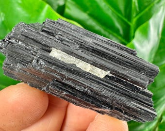 Turmalina negra natural, espécimen mineral en bruto, turmalina negra en bruto, piedra, turmalina negra en bruto, cristal negro, trozo de turmalina negra,