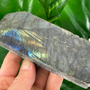 Duży polerowany labradoryt, naturalny kryształ, kryształ energetyczny do wystroju domu, klaster, kryształ labradorytu, minerał labradorytu, specjalny prezent, N5