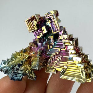 Rainbow Bismuth Cluster,Bismuth Specimen,Bismuth Crystal,Lab Grown Stone,Home Decor, Colourful Crystal,Pieces Bismuth,Bismuth Colourful.