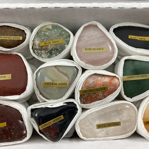 One Box Mix polished Minerals,Flat minerals,Wholesale Minerals,Set Minerals,Natural Crystal,Specimen,Collection, Collector,Natural,Polished,