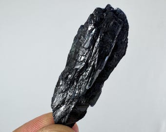 Minerał Vivianite: Brazylia, Nieprzezroczysty Vivianite, Okaz, Kolekcje, Kolekcjonerzy, Zielony kryształ, Duży Vivianite, Wystrój wnętrz,