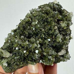 Epidote with Quartz from Hakkari Turkey,Mineral,Collection,Collectibles,Epidote Crystal,Epidote from Turkey,TurkishEpidote N25