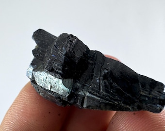 Minerał Vivianite: Brazylia, Nieprzezroczysty Vivianite, Okaz, Kolekcje, Kolekcjonerzy, Zielony kryształ, Duży Vivianite, Wystrój wnętrz,