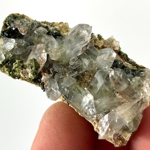 Epidote with Quartz from Hakkari Turkey,Mineral,Collection,Collectibles,Epidote Crystal,Epidote from Turkey,TurkishEpidote N33