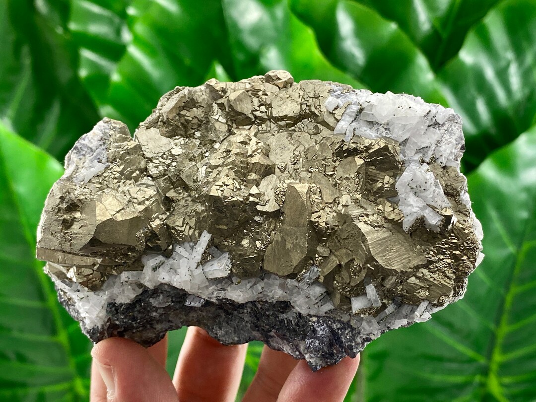 Spécimen De Magnétite (Cristal Magnétique) Naturel - Provenance Brésil, Minéral Authentique