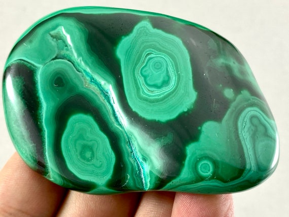 Green malachite shop