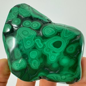 コンゴ産の研磨されたグリーンマラカイト石 - Etsy 日本