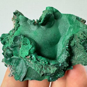 Congo Malachite Crystal Specimen: Green Chakra Stone