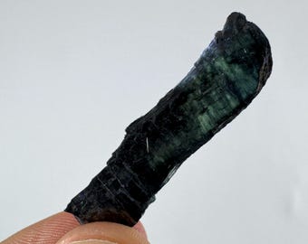 Minerał Vivianite: Brazylia, Nieprzezroczysty Vivianite, Okaz, Kolekcje, Kolekcjonerzy, Zielony kryształ, Duży Vivianite, Wystrój wnętrz,