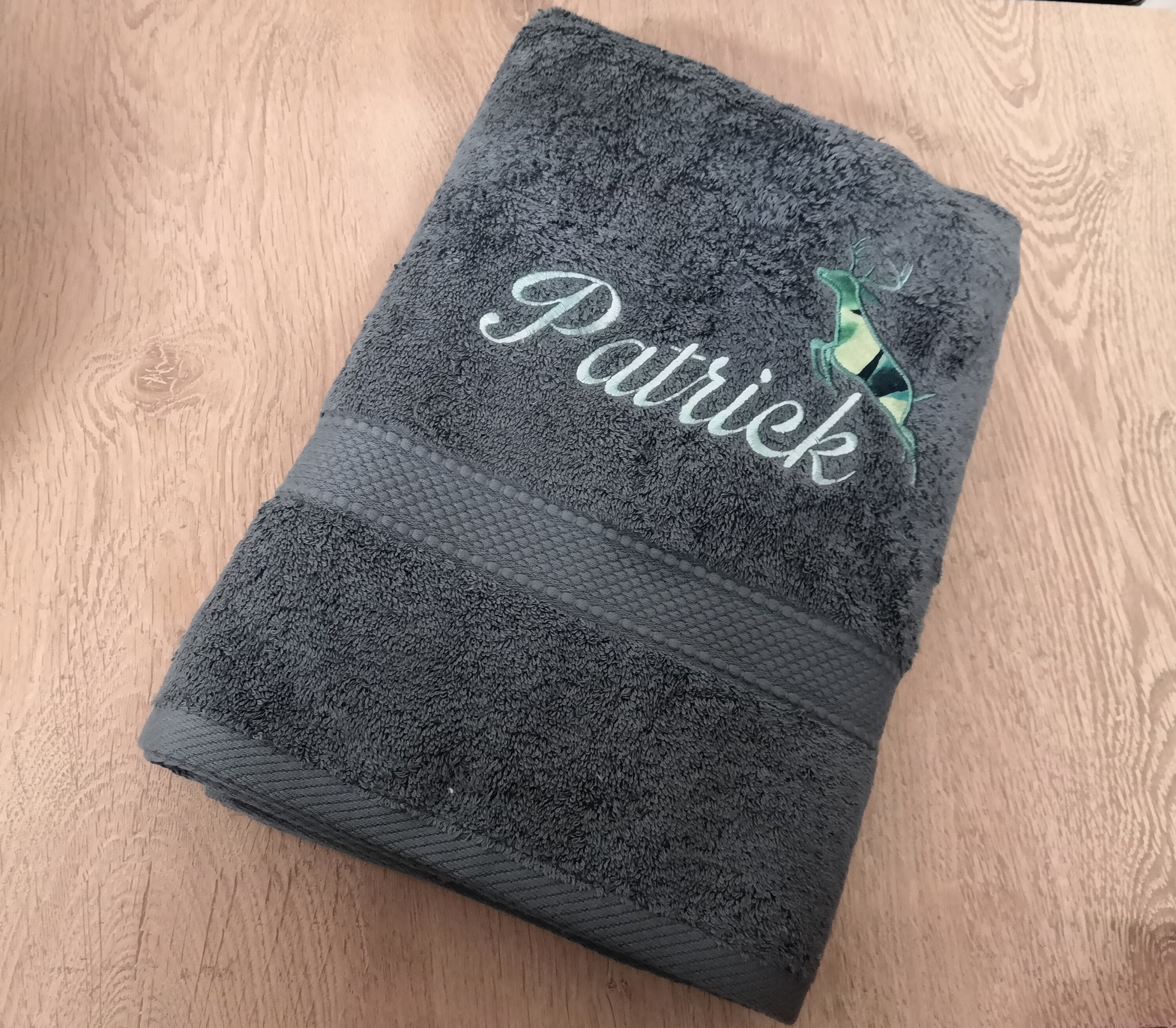 Serviette de Douche Broderie Personnalisable avec Motif et Votre Prénom, Machine, Fait Main, Cadeau 