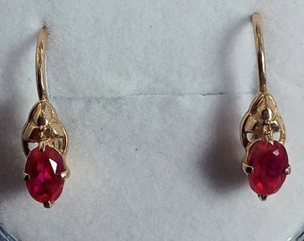 Vintage Earrings Red Scarlet Colour Ruby Stone Jewelry Gold Rose Red Gold 14K 583 Star Old