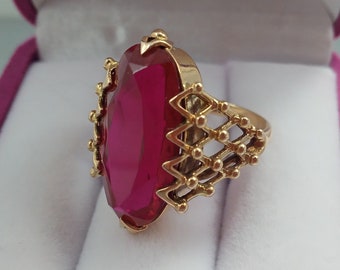 Ring Large Ruby Stone Vintage Jewelry Red Rose Gold 14K 583 Stamp Star Interesting Design Old Retro