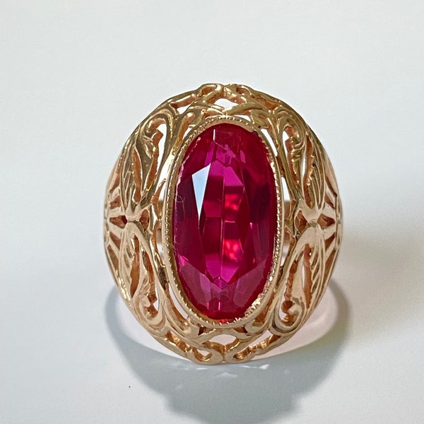 Ring Filigree Large Ruby Red Spinel 4.00 ct. Stone Vintage Jewelry Red Rose Gold 14K 583 Stamp Star Interesting Design Old Retro