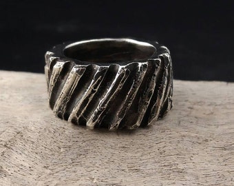 Man ring// silver ring // hand made// solid silver// gear ring// biker ring // free shipping worldwide