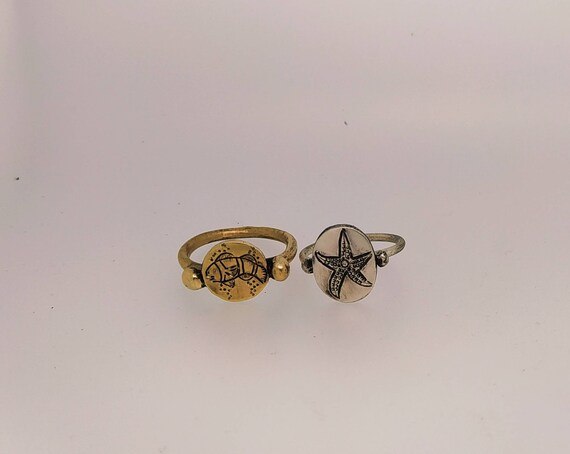 Ancient ring/Signet ring/greek and Roman ring/last wax tecnique/Hand made jewelry/Jewelry history/Bronze and silver/clownfish/starfish