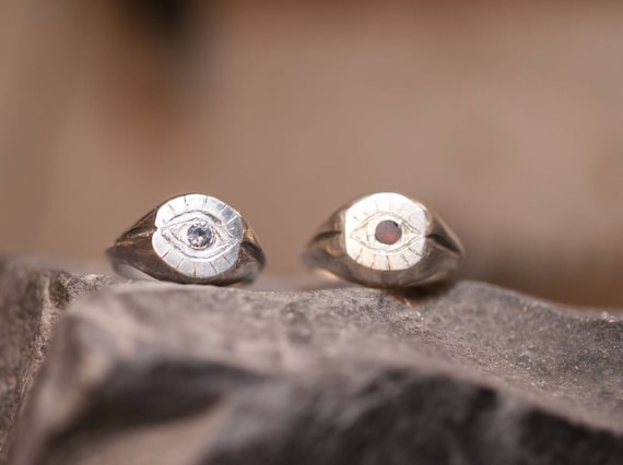 Silver ring // hand made // eye ring // garnet acquamarine Black diamond // signet ring // woman ring // man ring // engrave ring