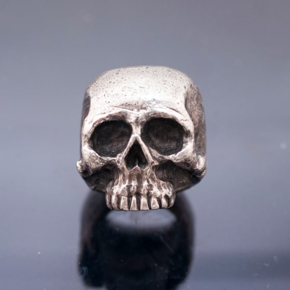 skull ring // hand made // silver 925