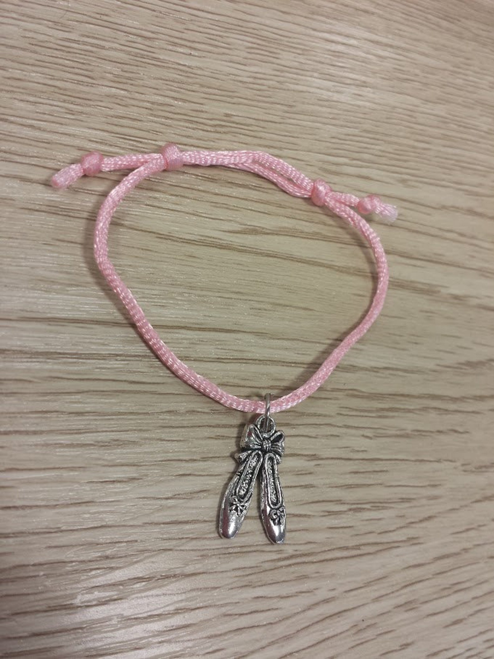 10 pieces - ballet friendship jewelry. macrame bracelet favor