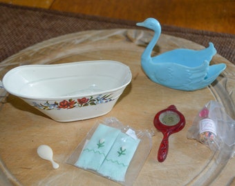 1970s New Old Stock Miniature Dollhouse Accessories Dollhouse Miniatures Vintage Dollhouse Clothes Pin Bag Guitar /& Yarn