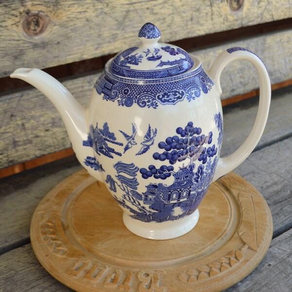 Vintage Blue Willow Tall Teapot, Ironstone Transferware, 48 oz Capacity, Blue & White, England, Christmas Gift, Gift for Her, Gift for Him