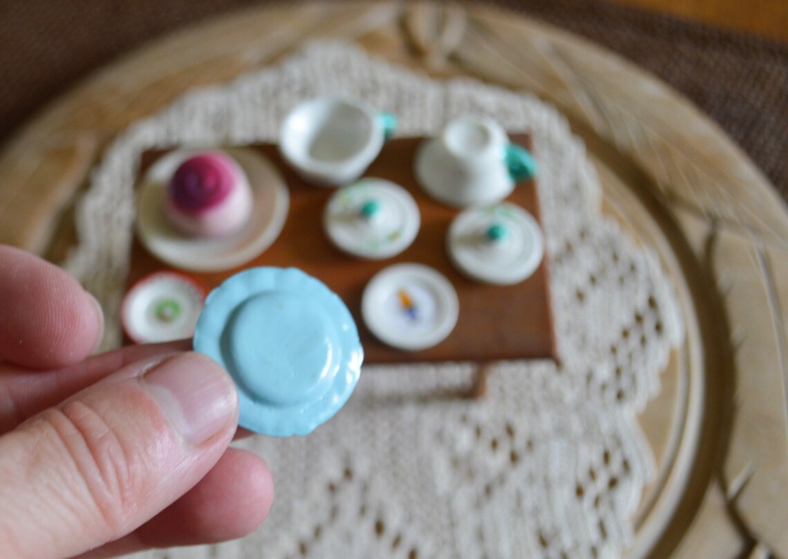 Vintage Dollhouse Dishes 3 Plates 2 Chamber Pots New Old Etsy