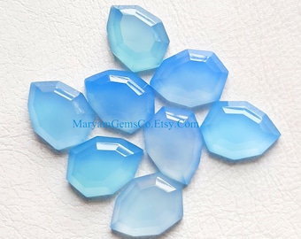 Błękitny chalcedon, fantazyjny szlif w kształcie gruszki z płaskim spodem, 10 szt. | Rozmiar: 10 x 14 mm | Chalcedon do wyrobu biżuterii