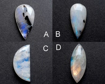 Regenbogen-Mondstein-Cabochon mit schwarzem Turmalin-Punkt, natürlicher Regenbogen-Mondstein-Cabochon zur Schmuckherstellung, Anhänger 70833-70836