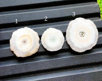 Luźny kamień szlachetny z kwarcu solarnego, druzy, kaboszon, do ręcznie robionej biżuterii, naturalny kaboszon AAA+ z kwarcu solarnego, druzy, do owijania drutem - 84701-84703