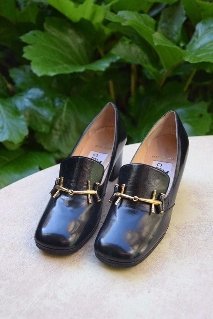 靴 Vintage celine shoes Vintage Shoes 50's, Céline, Paris Vintage Cream Shoes, Pale