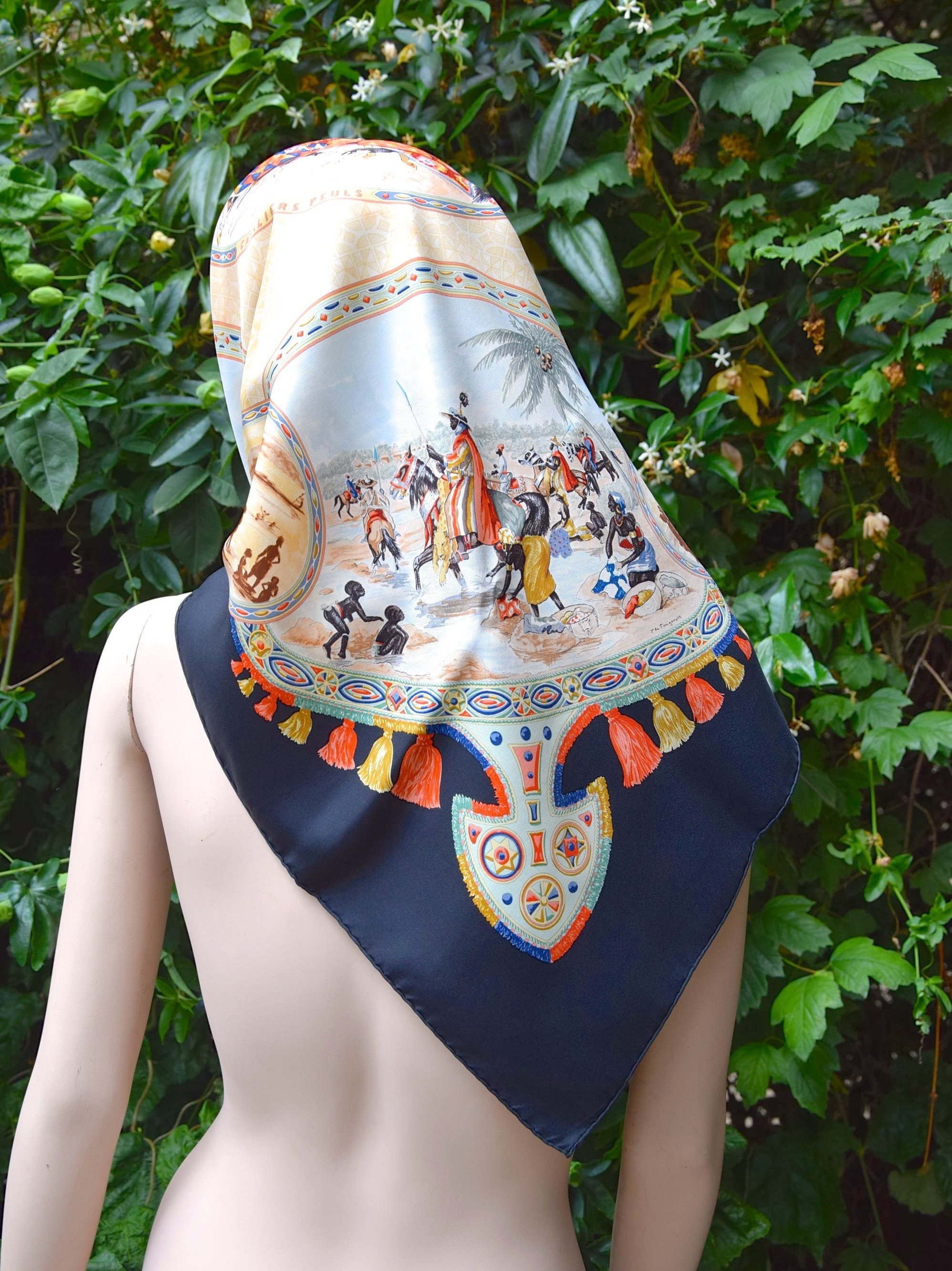 【 VINTAGE 】 Silk Lavaliere Scarf Vintage Monique Valery Silk Scarf, Twill Silk Scarf, Vintage