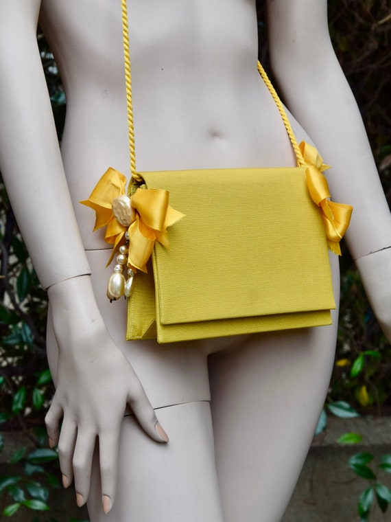 CHRISTIAN DIOR 1980 Bow and Pearls Lemon Evening P